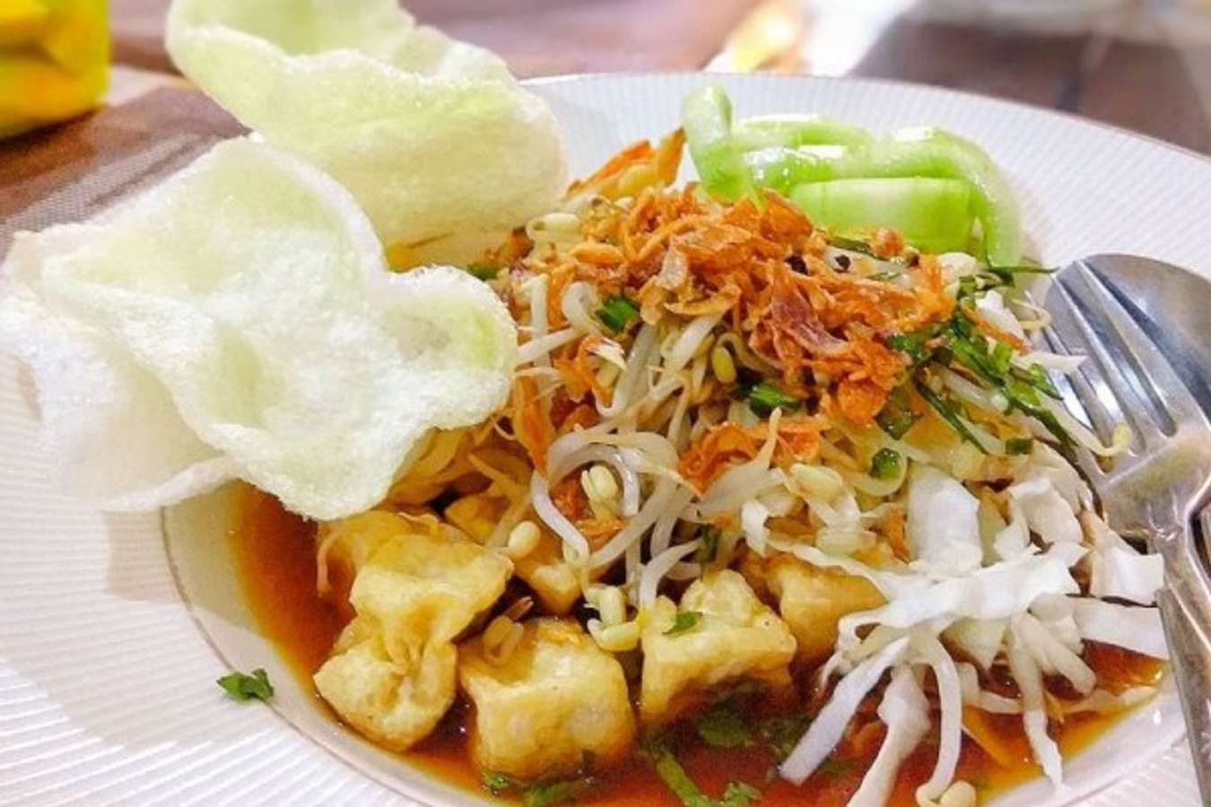 Tahu Masak Yulie Amanda: Kenikmatan Sederhana di Jantung Cilacap