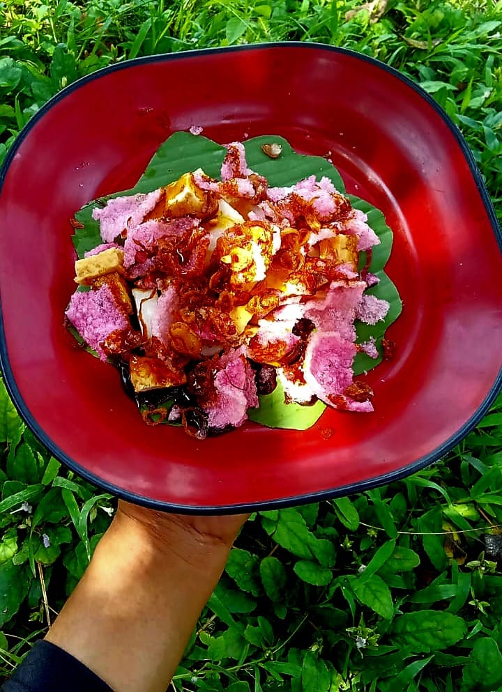 Tahu Masak Yulie Amanda: Kenikmatan Sederhana di Jantung Cilacap